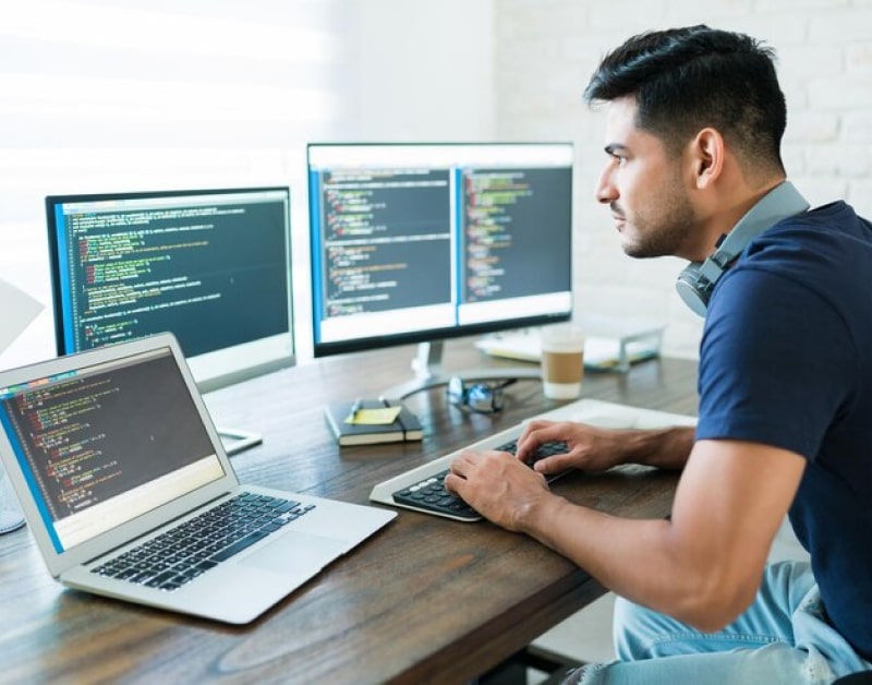 Доверьте ваш проект команде XB Software